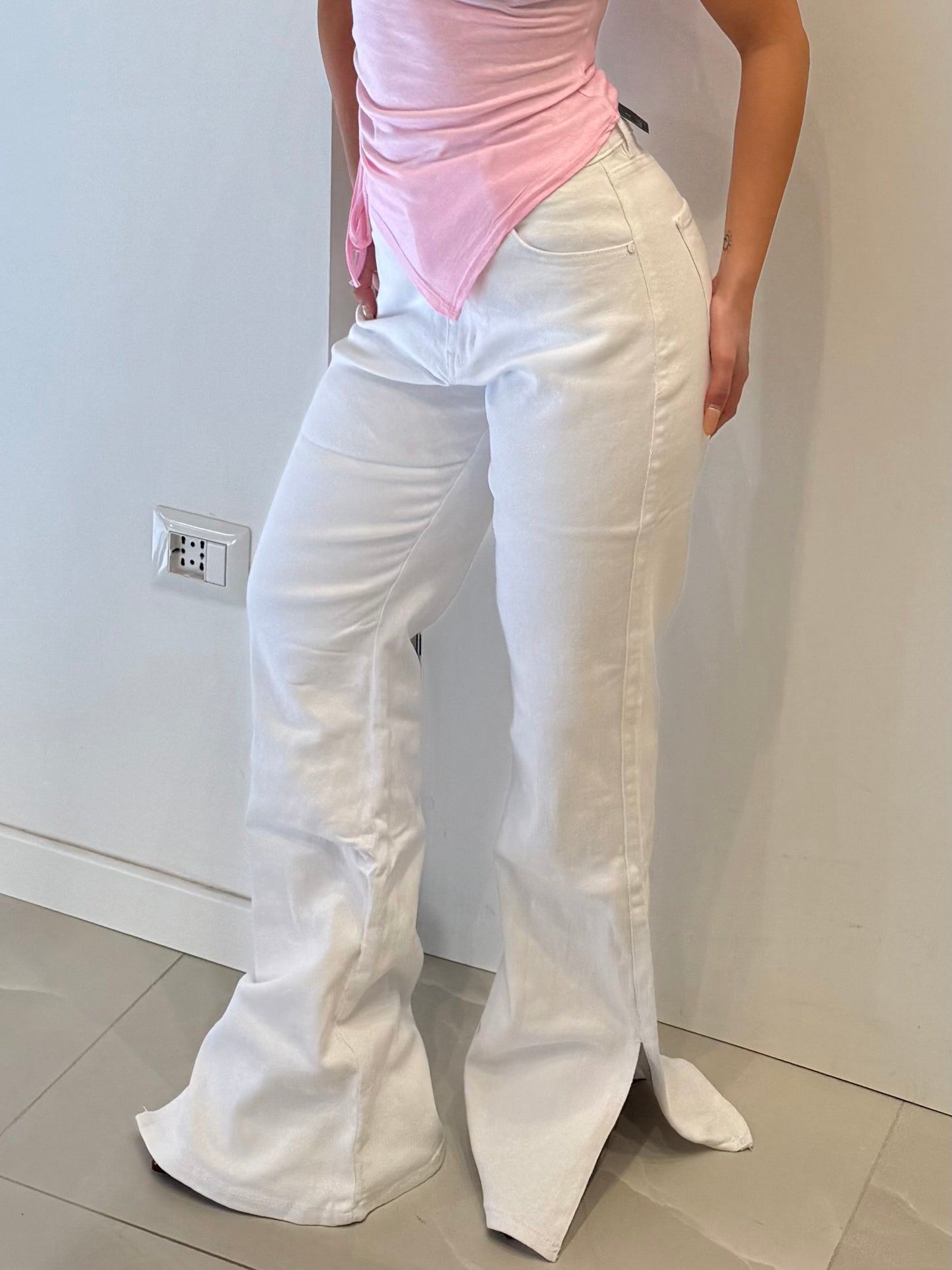 JEANS WHITE PARTY