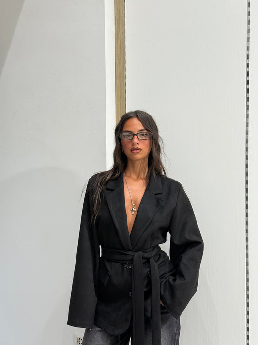 BLAZER CON CINTURA IN CAMOSCIO NERO