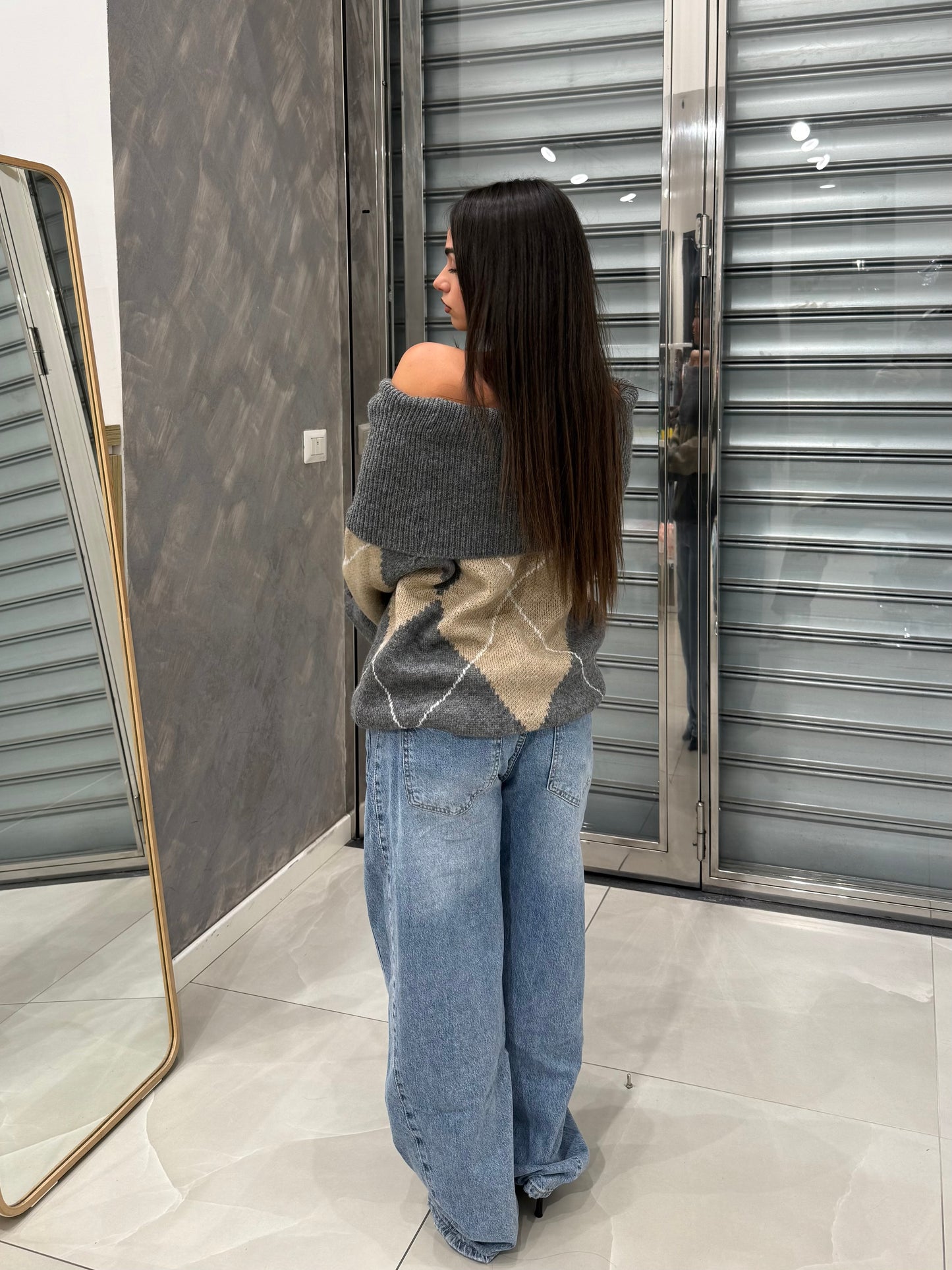 MAGLIONE SCOLLO A BARCA GRIGIO