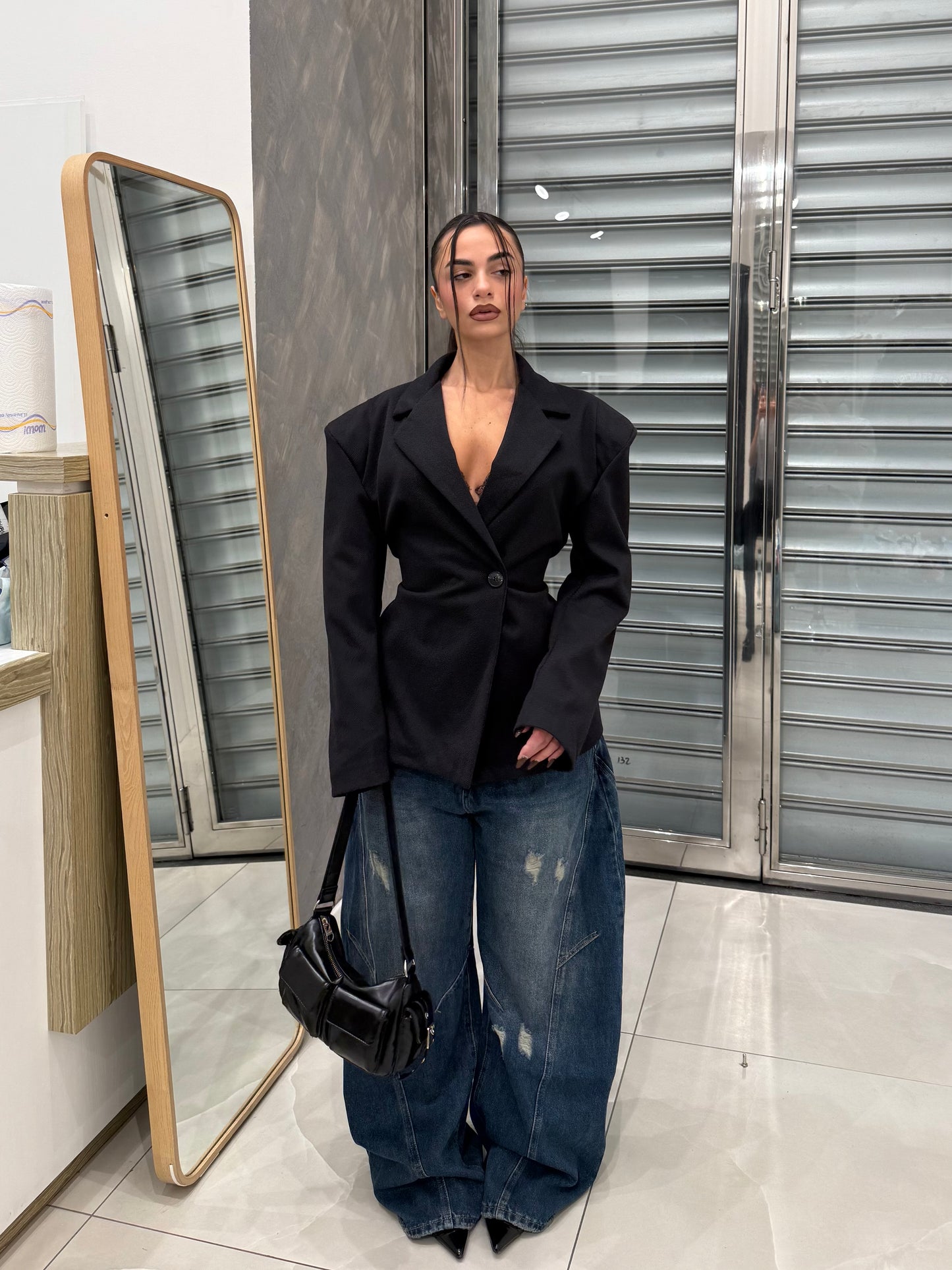 BLAZER EFFETTO BUSTINO CHIUSURA ASIMMETRICA NERO