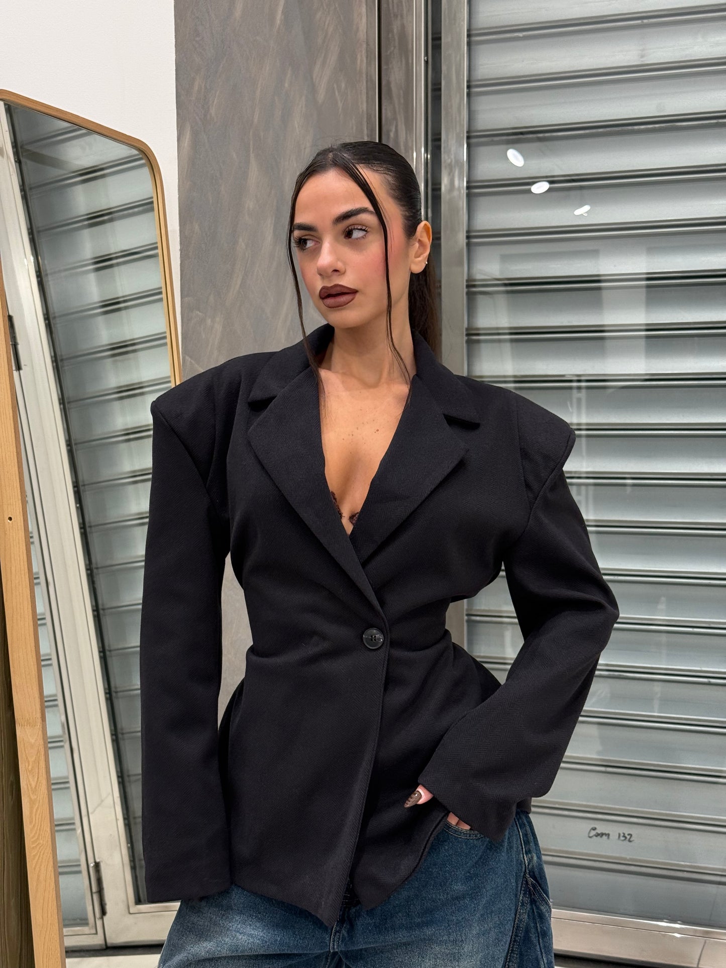 BLAZER EFFETTO BUSTINO CHIUSURA ASIMMETRICA NERO